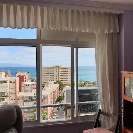Apartament Frontal Al Mar * Torremolinos